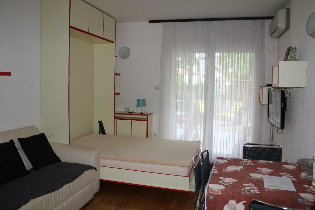 Apartmajsko Naselje Zusterna Apartment Koper Exterior photo