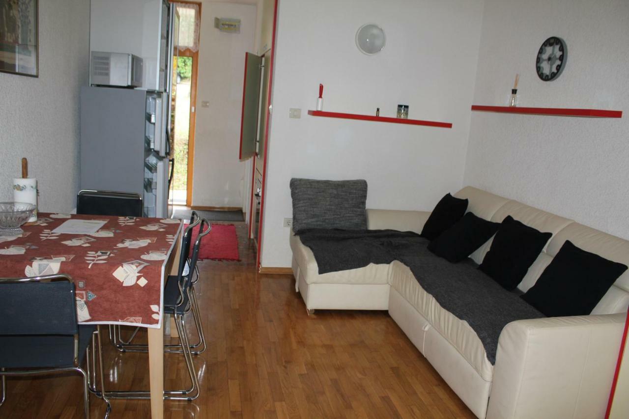 Apartmajsko Naselje Zusterna Apartment Koper Exterior photo